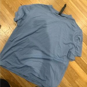 lululemon athletica Short Sleeve Tee - Dusty Blue